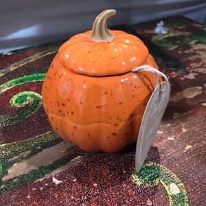 🍂Ceramic Pumpkin with Lid